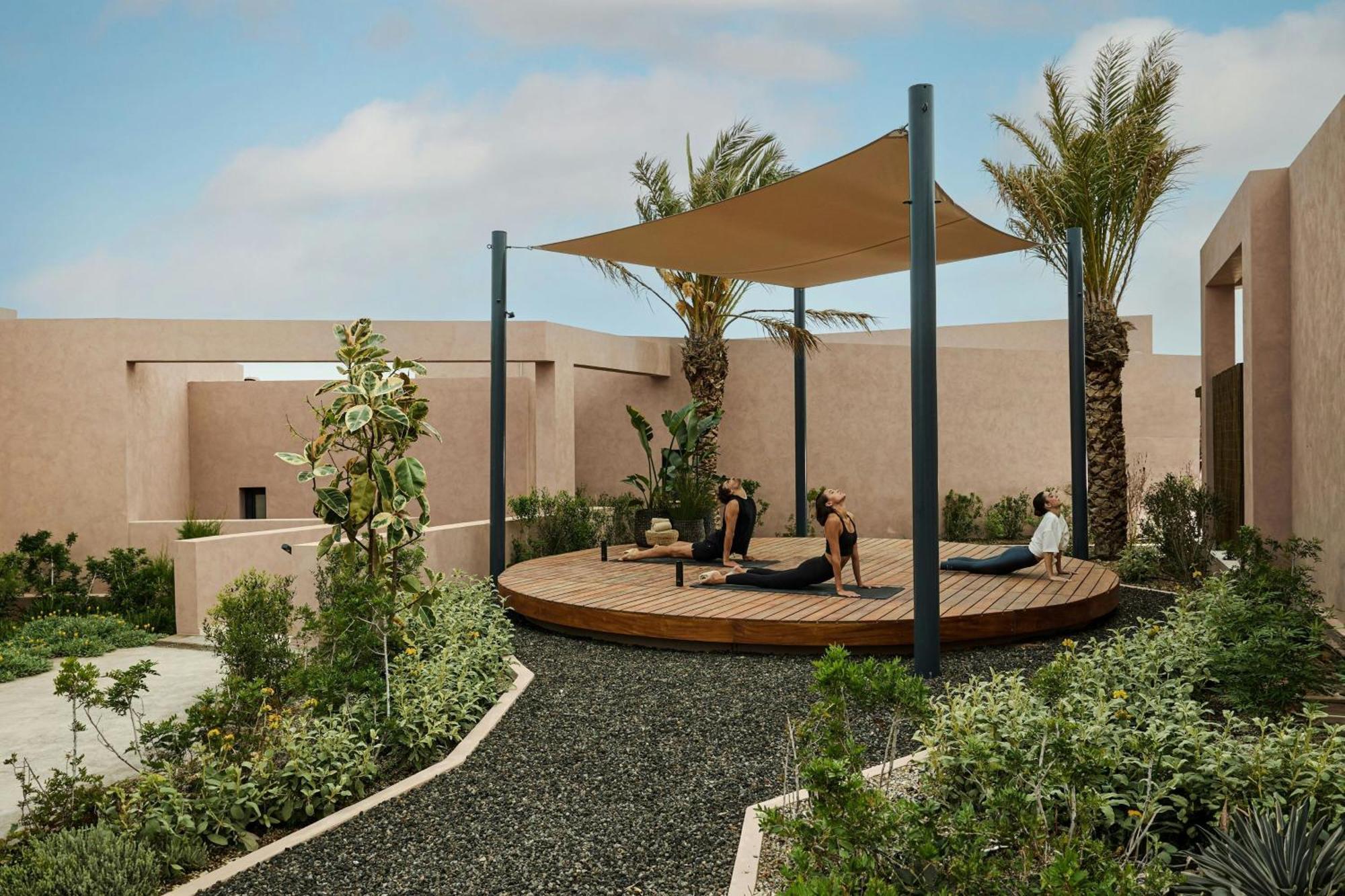 Domes Novos Santorini, Autograph Collection Hotel Oia  Exterior photo