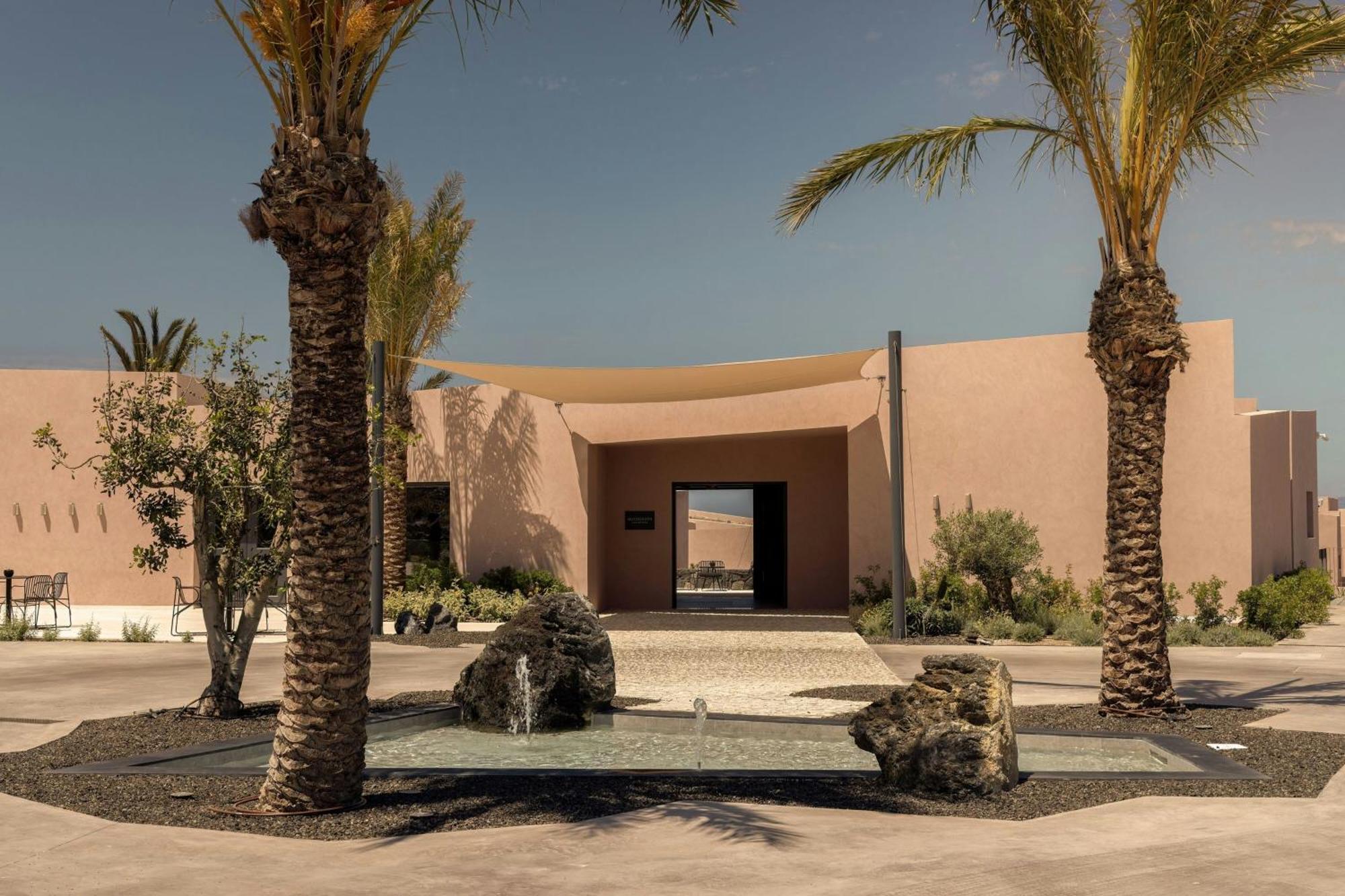 Domes Novos Santorini, Autograph Collection Hotel Oia  Exterior photo